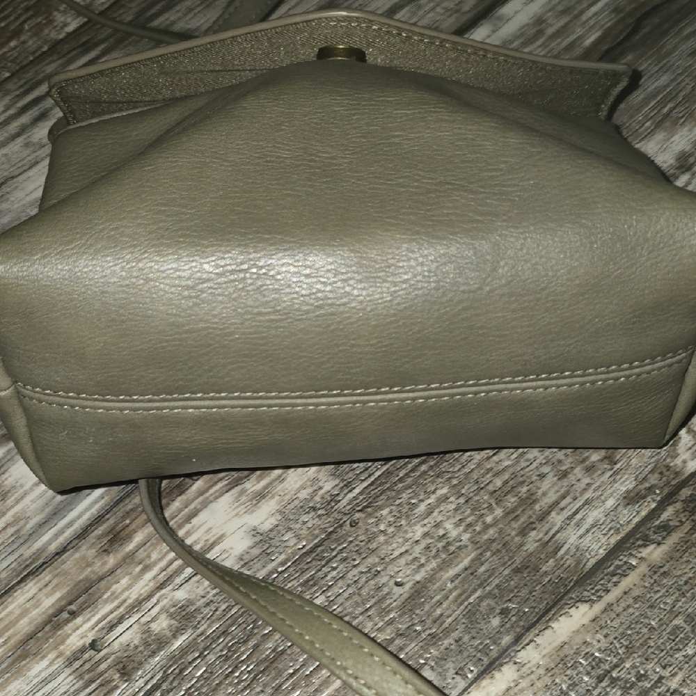 Universal Threads Olive Green Envelope Crossbody … - image 4